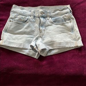 Boyfriend jean shorts